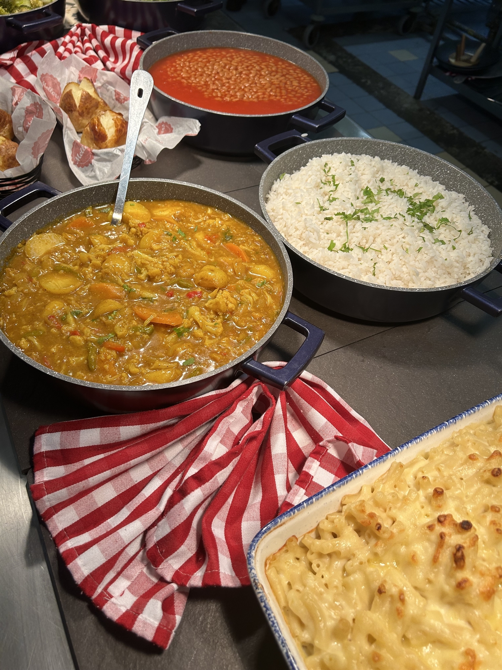 Warming cauliflower curry and cauliflower cheese